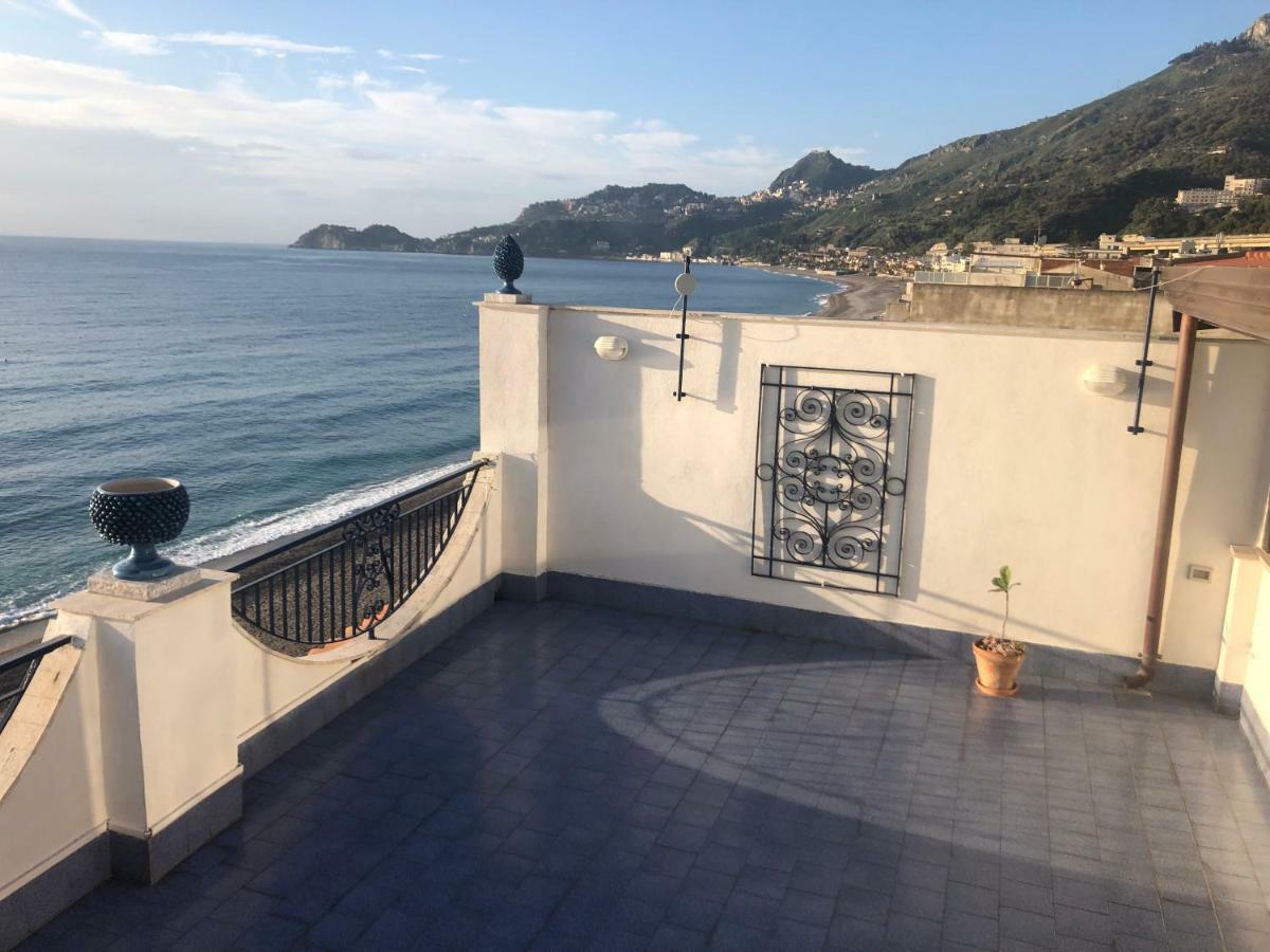 Locazione Turistica F.G. Rando Apartment Letojanni Exterior foto
